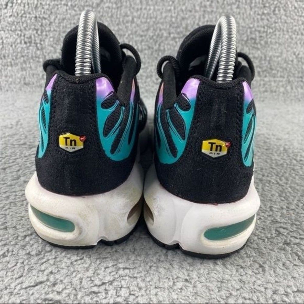 Nike Black and Purple Women's Sneakers - Picture 5 of 12